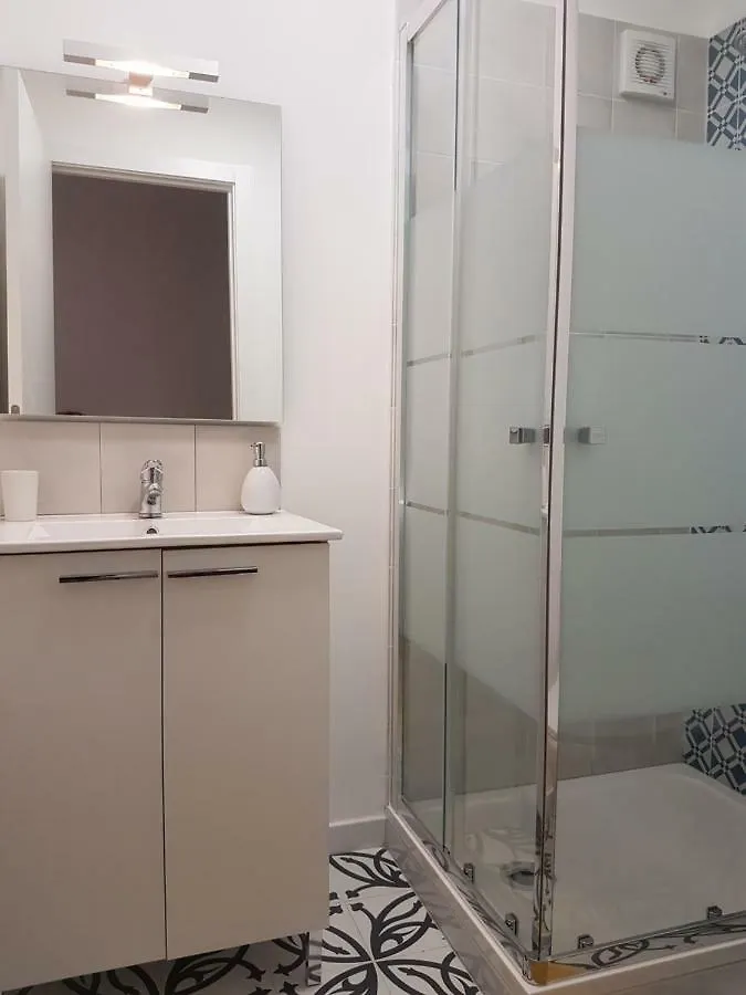 Guest house Old Town Lx Suites