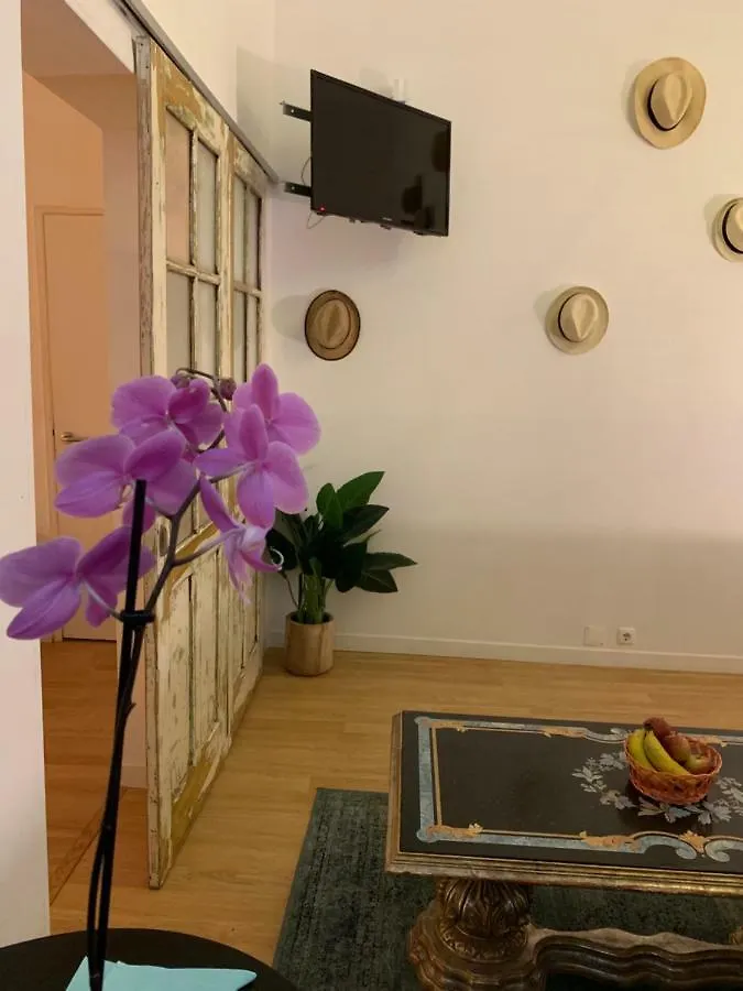 Old Town Lx Suites Guest house